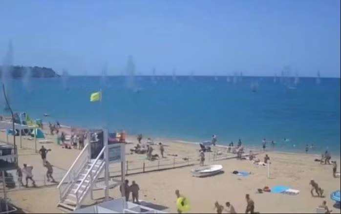 Bán đảo Crimea hứng chịu cuộc tấn công đẫm máu nhất vào trưa ngày 23/6, khiến hơn 150 người thương vong. Tuy nhiên, cuộc tấn công này rõ ràng không đơn giản như việc Ukraine thực hiện, bởi UAV trinh sát chiến lược tầm cao RQ-4B Global Hawk của Quân đội Mỹ vừa rời Crimea 10 phút trước khi Ukraine thực hiện vụ tấn công.