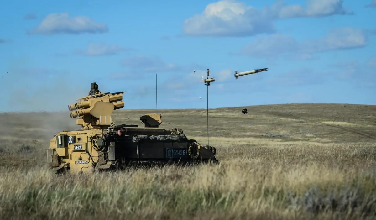 Khi cuộc xung đột giữa Nga và Ukraine bước vào thời điểm quan trọng nhất, hệ thống phòng không di động Storm, sử dụng tên lửa dẫn đường bằng laser Starlight, do Anh cung cấp cho Ukraine, đã đến chiến trường.