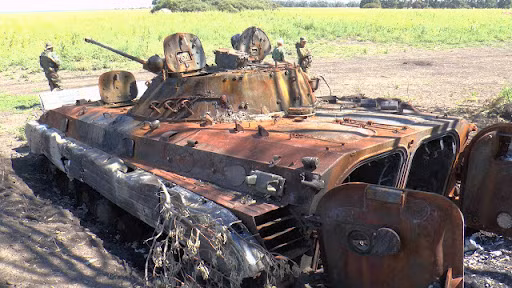 Người đại diện của Donetsk cũng không đưa ra bất kỳ bình luận nào liên quan đến những gì đã xảy ra, mặc dù đây là một trong những tổn thất lớn nhất trong một lần của lực lượng dân quân DPR về xe bọc thép trong vài tháng qua. Nguồn ảnh: Foxt.