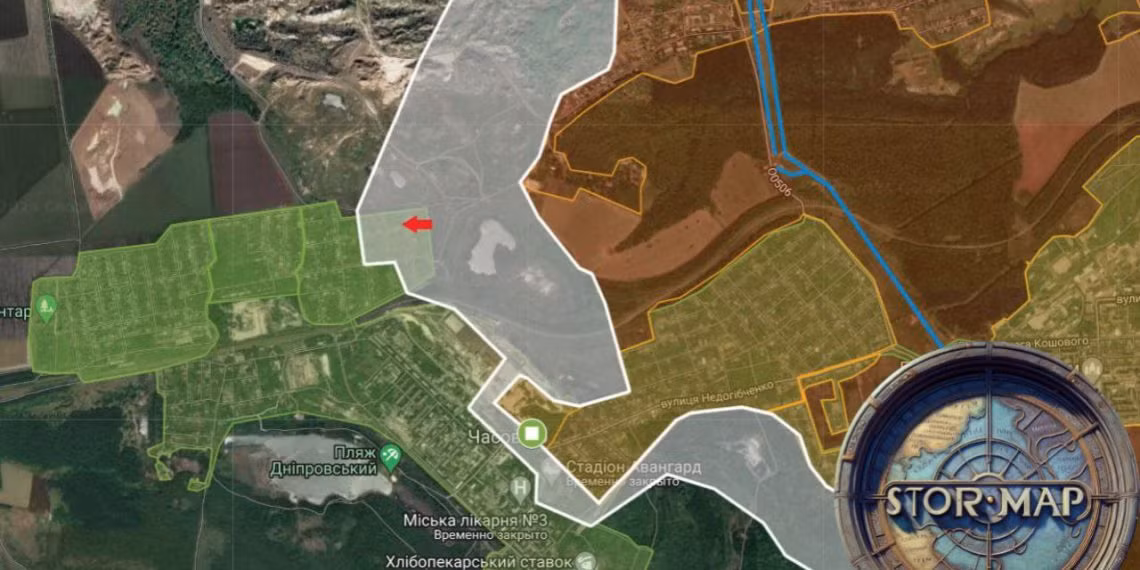 Chưa dừng lại ở đó, không chỉ mất quyền kiểm soát tiểu khu Severny, mà tiểu khu Novy cũng bị RFAF tràn ngập. Theo Anatoly Radov, người được các chuyên gia từ Viện Nghiên cứu Chiến tranh Mỹ (ISW) dẫn lời cho biết, “AFU đang bị dồn ép vào khu rừng ở đây, lãnh thổ phía đông nằm trong vùng xám, hiện chúng tôi đang có mặt ở đó”.