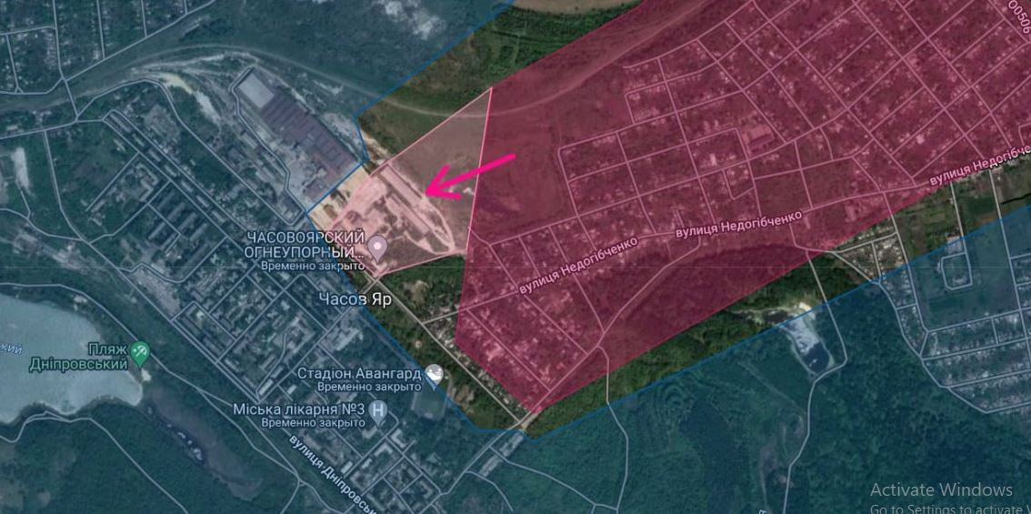 Theo thông tin của Bộ Quốc phòng Nga, ngày 23/12, các đơn vị của Cụm quân miền Nam của Nga đã chiếm được nhiều vị trí thuận lợi hơn và đánh bại quân Ukraine ở Chasov Yar, cũng như ở các vùng lân cận Druzhkovka và Konstantinovka. Tổng cộng, Cụm quân miền Nam đã loại khỏi vòng chiến đấu 400 quân Ukraine.