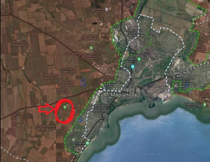 Theo Quân đội Nga, các lực lượng của họ đang giao chiến với các tay súng Ukraine ở trung tâm Mariupol; lực lượng dân quân DPR cũng đã kiểm soát sân bay của thành phố. Đây là dấu hiệu cho thấy cuộc vây hãm thành phố cảng quan trọng này sắp kết thúc.