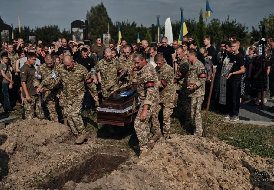 Vào ngày 26/8, chính quyền Ukraine xác nhận rằng, một máy bay chiến đấu F-16 đã bị bắn hạ khi đang làm nhiệm vụ chiến đấu ở khu vực phía đông của đất nước. Theo Bộ Quốc phòng Ukraine, phi công đã không kịp nhảy dù và đã hy sinh trong chiến đấu.