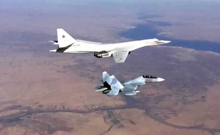 Ngoài ra, Quân đội Nga có khả năng khôi phục một số căn cứ không quân thời Liên Xô, sau đó có thể tiếp nhận nhiều loại máy bay quân sự và sử dụng chúng trong mọi điều kiện thời tiết để đối phó với lực lượng NATO có khả năng tác chiến trên không mạnh mẽ.