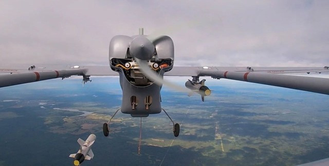 Nhiệm vụ chính của UAV Outpost RU là trinh sát, giám sát; ngoài ra nó có thể mang theo hai quả bom dẫn đường KAB-20, bao gồm cả dẫn đường bằng vệ tinh và dẫn đường bằng laser.