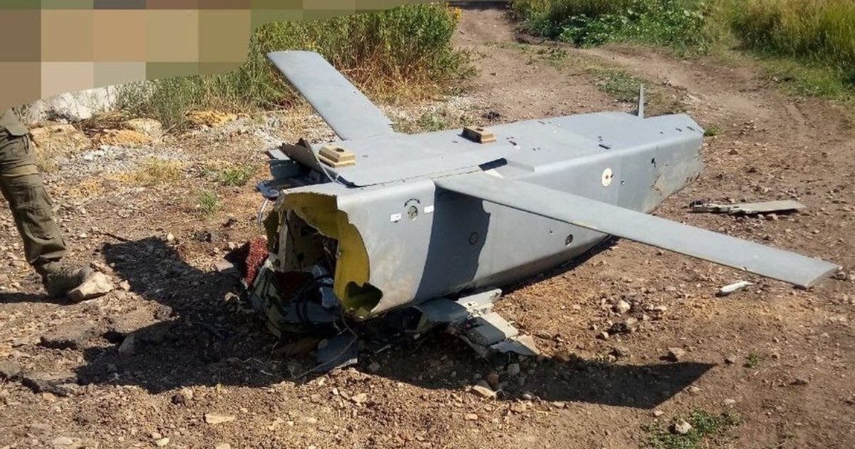 Mặc dù nhiều chính trị gia phương Tây, đã kêu gọi Ukraine sử dụng những loại vũ khí của phương Tây để tấn công các mục tiêu trên lãnh thổ Nga; nhưng ngoại trừ "Quân đoàn tự do Nga" và một số đơn vị “chống đối Moscow” tiến vào lãnh thổ Nga, còn nhìn chung, Quân đội Ukraine tuân thủ nghiêm cam kết này. 