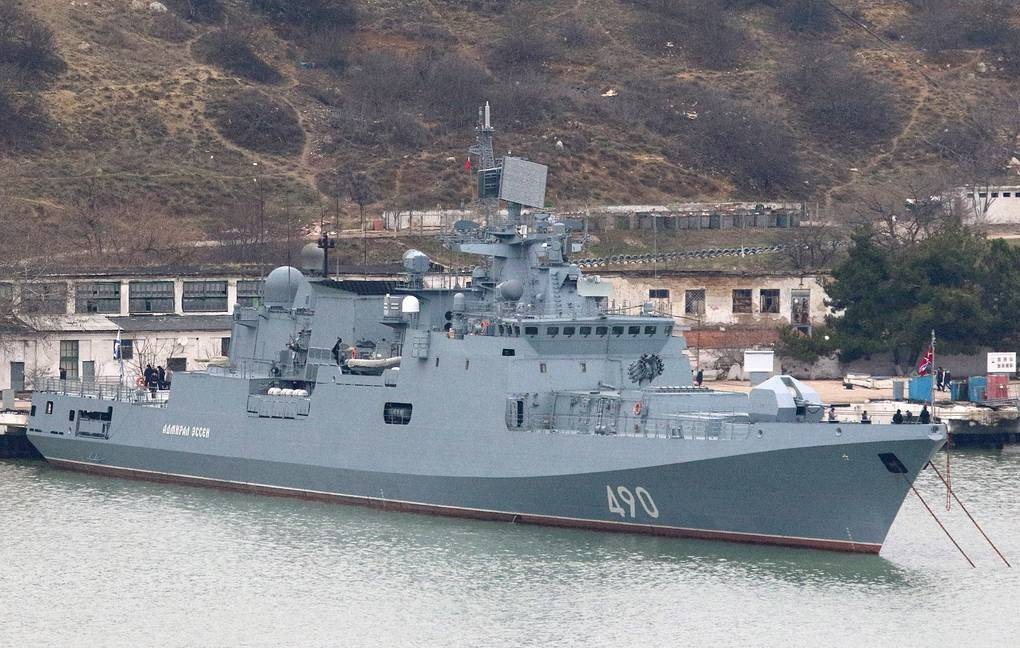 Hiện tại chỉ còn một tàu mặt nước duy nhất là tàu khinh hạm phóng tên lửa dẫn đường Tornado. Nhưng rất có khả năng là con tàu này dường như có vấn đề, khi nó chưa bao giờ phóng bất kỳ quả tên lửa nào, kể từ khi xung đột Nga-Ukraine bùng nổ.