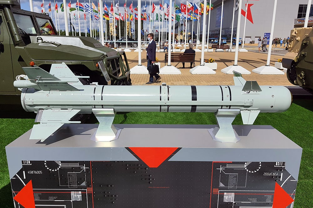 Ác mộng với Ka-52, Ukraine cần F-16 để phá vỡ sự bế tắc - Hình 6 Ac mong voi Ka-52, Ukraine can F-16 de pha vo su be tac-Hinh-6