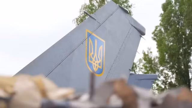 Phải thừa nhận rằng, nếu Ukraine có hơn 90 tiêm kích F-16 được đưa vào chiến đấu, họ có thể tấn công mạnh vào các mục tiêu phía trước của Quân đội Nga. Nhưng trước hơn 1.000 hệ thống tên lửa phòng không và hơn 3.000 máy bay chiến đấu của Nga, các máy bay chiến đấu F-16 của Ukraine chắc chắn sẽ bị tổn thất nghiêm trọng. 