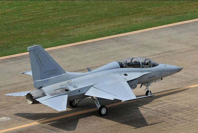 Mặt khác, Hàn Quốc đặt mục tiêu bán thêm 18 chiếc FA-50 cho Malaysia trong tương lai. Malaysia tuyên bố rằng, ít nhất một nửa số tiền thanh toán trong hợp đồng sẽ được thực hiện bằng phương pháp “hàng đổi hàng”, cụ thể là bằng dầu cọ.