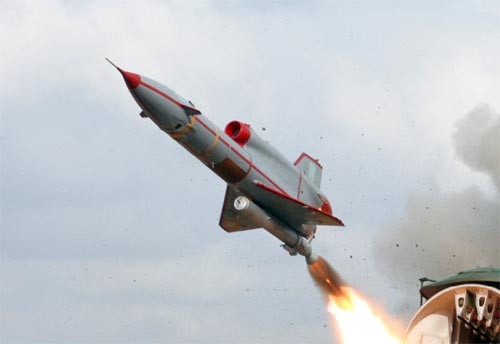 Theo thông tin chính thức do Lực lượng tên lửa phòng không Nga cung cấp, vào khoảng 3 giờ rạng sáng ngày 4/7, radar của lực lượng phòng không Nga bất ngờ phát hiện một số mục tiêu không xác định, bay thẳng vào lãnh thổ Nga.