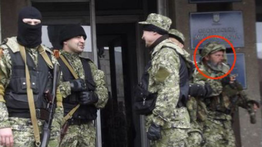 Trong trường hợp này, các lực lượng đặc biệt sẽ tấn công sân bay và sử dụng sân bay làm bàn đạp cho việc chiếm đóng Kyiv sau này. Đây chính là đầu cầu quan trọng, mà Quân đội Nga cần phải chiếm giữ.