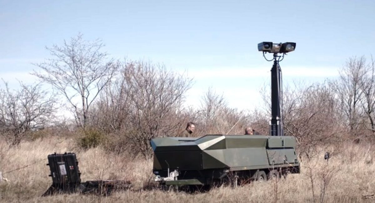 Từ góc độ học thuyết quân sự của Liên Xô, trinh sát ở các vị trí hẹp hay riêng lẻ, không thể xác định được tình hình địch. Vì vậy, hoạt động trinh sát phải được tiến hành đồng thời và toàn diện trên một mặt trận rộng lớn, để có sự hiểu biết toàn diện về hoạt động toàn diện của đối phương.