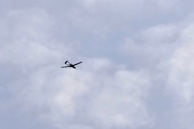 Sau đó chiếc UAV TB2 bay về hướng Dokuchaevsk, nơi các cuộc tấn công bằng hỏa lực pháo binh của Quân đội Ukraine cũng được ghi nhận; tuy nhiên thông tin về việc UAV TB2 có sử dụng vũ khí hay không vẫn chưa được xác nhận.