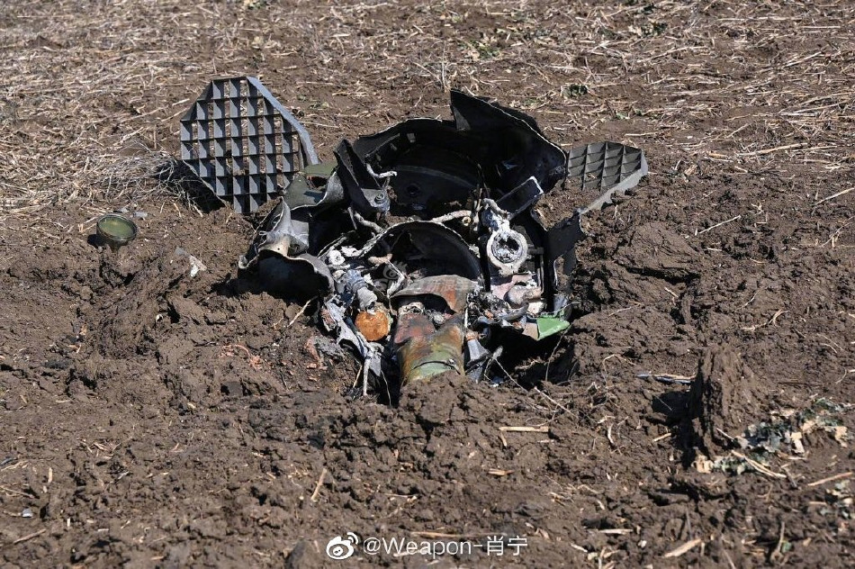 Trận địa phóng tên lửa Tochka-U của Ukraine, được đặt tại khu vực sân bay Zaporozhye. Cuộc tấn công bằng tên lửa Iskander, không chỉ phá hủy Tochka-U mà còn phá hủy các kho đạn xung quanh, nơi có thể chứa các tên lửa Tochka-U khác.