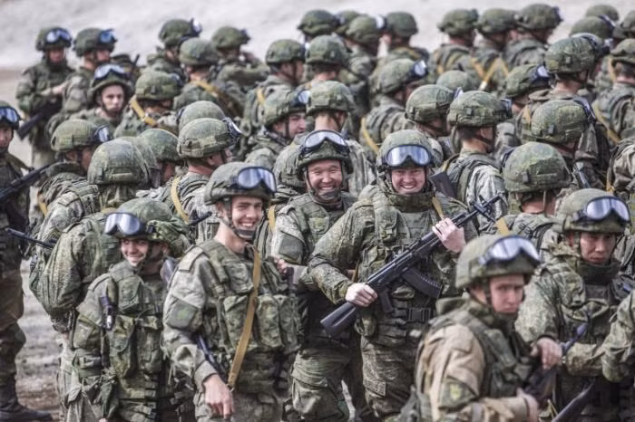 Sau tháng 9 năm ngoái, Nga nên nghiêm túc xem xét "tín hiệu phản công" do Ukraine gửi đi, việc quân đội Ukraine phát động phản công vào tháng 4 đến tháng 5 không chỉ “rất khả thi” mà còn có tính chất chiến lược. Quân đội Nga nên chuẩn bị sẵn sàng để đối phó với cuộc tấn công của quân đội Ukraine, và không được phép lặp lại tình thế như ở Kharkov vào năm ngoái.