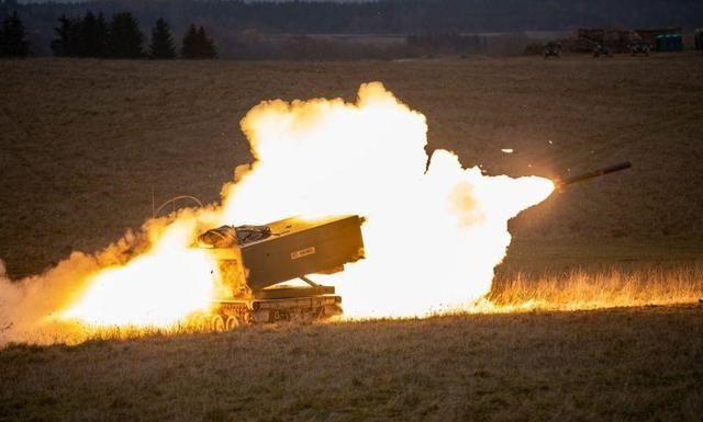 Theo hãng tin Sputnik của, Bộ Quốc phòng Nga cho biết, Không quân Nga đã sử dụng bom dẫn đường bằng vệ tinh có độ chính xác cao, tấn công vào các khu dân cư Shevchenkovskoye và Grigorovskoye trên mặt trận Zaporozhye. Phá hủy năm khẩu pháo phản lực phóng loạt (MLRS) hạng nặng MARS II do Đức sản xuất.