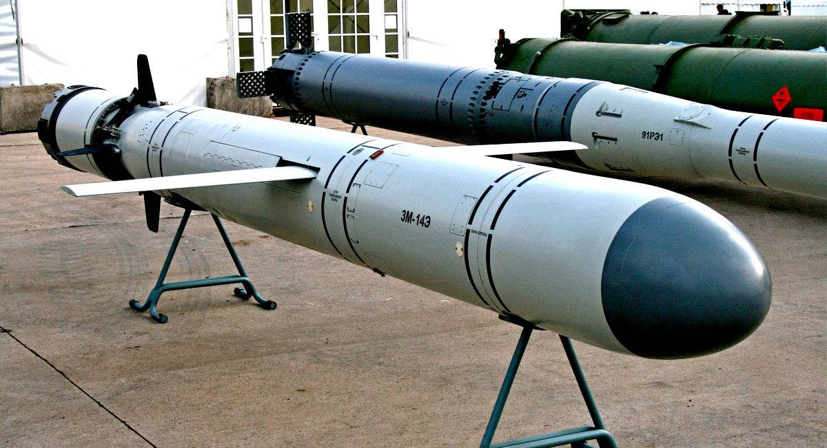 Do tính năng xuất sắc, khả năng đánh chặn với loạt tên lửa này đạt rất thấp, mức chính xác cao, nên quân đội Nga đã tăng gấp đôi số lượng tên lửa này trong biên chế chiến đấu.