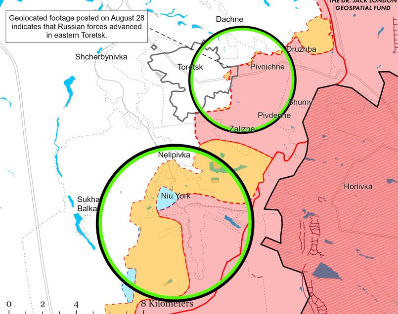 Một số cuộc tấn công bất ngờ của Quân đội Nga đã khiến các tuyến phòng thủ của Quân đội Ukraine lần lượt sụp đổ như quân bài domino, các địa điểm chiến lược như thị trấn New York ở phía nam thành phố Toretsk, Novohrodivka và Grodivka ở Pokrovsk lần lượt được đổi chủ.