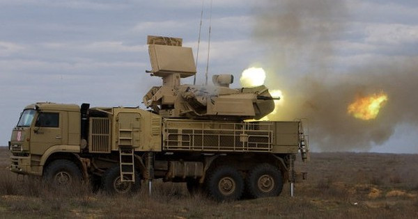 Nhưng theo tuyên bố chính thức của Điện Kremlin, họ không có ý định gửi quân đội và vũ khí của mình đến Ukraine, và bất kỳ lập luận nào của phương Tây về điều này đều là dối trá.