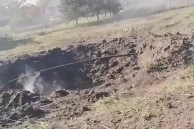 Người dân ở Belgorod cũng ghi nhận các miệng hố lớn từ các vụ nổ, và ngoài ra, một số nguồn tin cho biết các vụ nổ ở hướng sân bay Belgorod. Hiện vẫn chưa rõ số lượng mục tiêu bị bắn hạ chính xác, tuy nhiên theo người dân, ít nhất 10 tên lửa phòng không đã đánh chặn thành công mục tiêu.