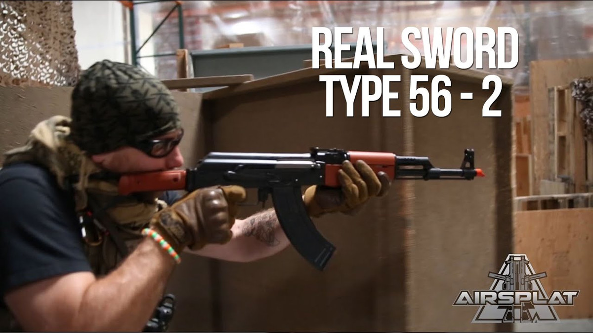 Theo một chuyên gia của Kalashnikov, những khẩu AK-47 đã qua sử dụng được bán trên thị trường quốc tế với giá trung bình 400 USD, trong khi khẩu súng AK-47 mới của Trung Quốc, có giá chỉ 93 USD.