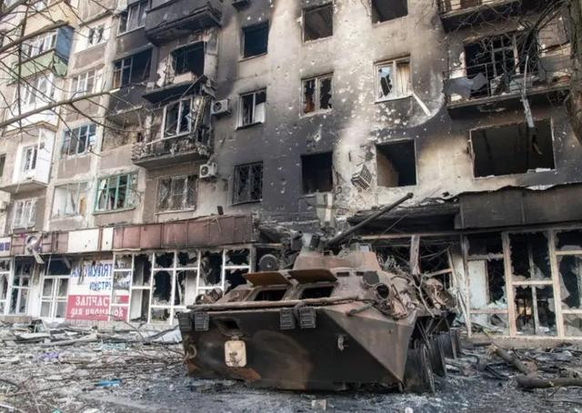 "Chiến tranh đường hầm" do Tiểu đoàn Azov phát động, đã khơi dậy tinh thần cảnh giác của Quân đội Nga; ngay lập tức, Quân đội Nga cũng bắt đầu tìm kiếm các đường hầm có thể có ở gần đó và đặc biệt là những đường hầm mới đào. 