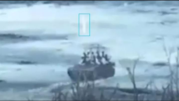 Tuy nhiên, một số chuyên gia quân sự độc lập vào thời điểm đó cho biết, hoạt động của Quân đội Ukraine ở bờ đông sông Dnieper sẽ rất khó khăn vì khu vực này bị bao phủ bởi các bãi bồi ngập lũ, kênh tưới tiêu và cỏ lau sậy. 