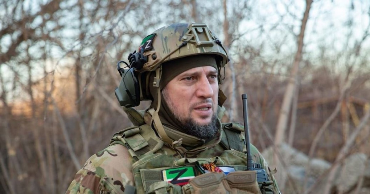 Theo Thiếu tướng Apta Alaudinov, chỉ huy Lực lượng đặc nhiệm Akhmat của Chechnya thuộc Nga cho biết, Quân đội Ukraine đang rút khỏi nhiều vị trí của họ ở khu vực Kursk. Những lực lượng còn lại đang cố gắng ẩn nấp xuống các hào sâu, để tránh các đòn tấn công bằng hỏa lực của quân Nga.