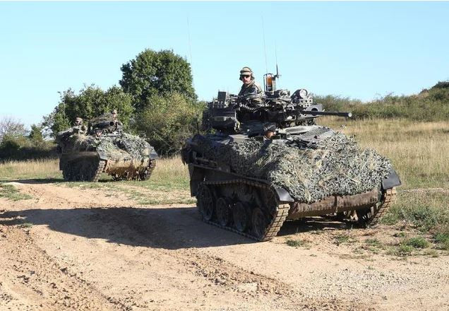 Xe chiến đấu bộ binh Weasel 1A3, đã bị loại khỏi biên chế chiến đấu của Quân đội Đức từ lâu. Khi xung đột Nga-Ukraine nổ ra, nó được Đức đưa từ kho niêm cất ra để viện trợ cho Ukraine vào quý 1 năm nay. Tổng số 40 chiếc Weasel 1A3 đã được bàn giao cho Quân đội Ukraine.