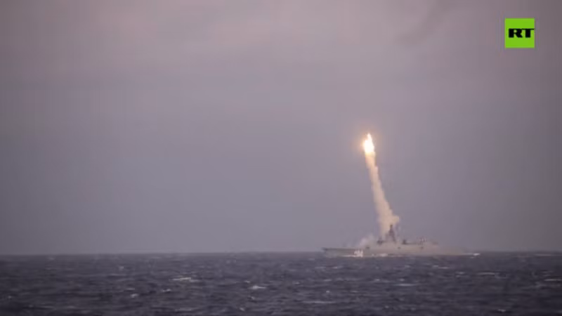 Theo chuyên gia Nga phân tích: “Nếu phương Tây không muốn tiến hành đối thoại ngoại giao, thì Nga sẵn sàng buộc NATO và Mỹ tham gia cuộc đối thoại này. Một điều khá rõ ràng là, NATO dường như không muốn đối phó với việc triển khai những vũ khí này ngay gần biên giới của họ”.