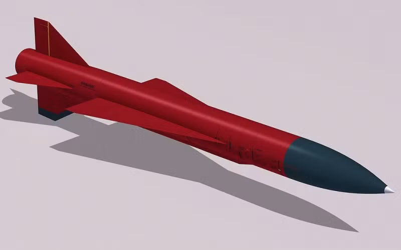 Tên lửa hành trình siêu âm Kh-32 được Nga phát triển để thay thế tên lửa Kh-22 được phát triển từ thời Liên Xô để trang bị cho máy bay ném bom chiến lược Tu-22M3 trong biên chế; hai loại tên lửa này có hình dạng bên ngoài giống hệt như nhau. 