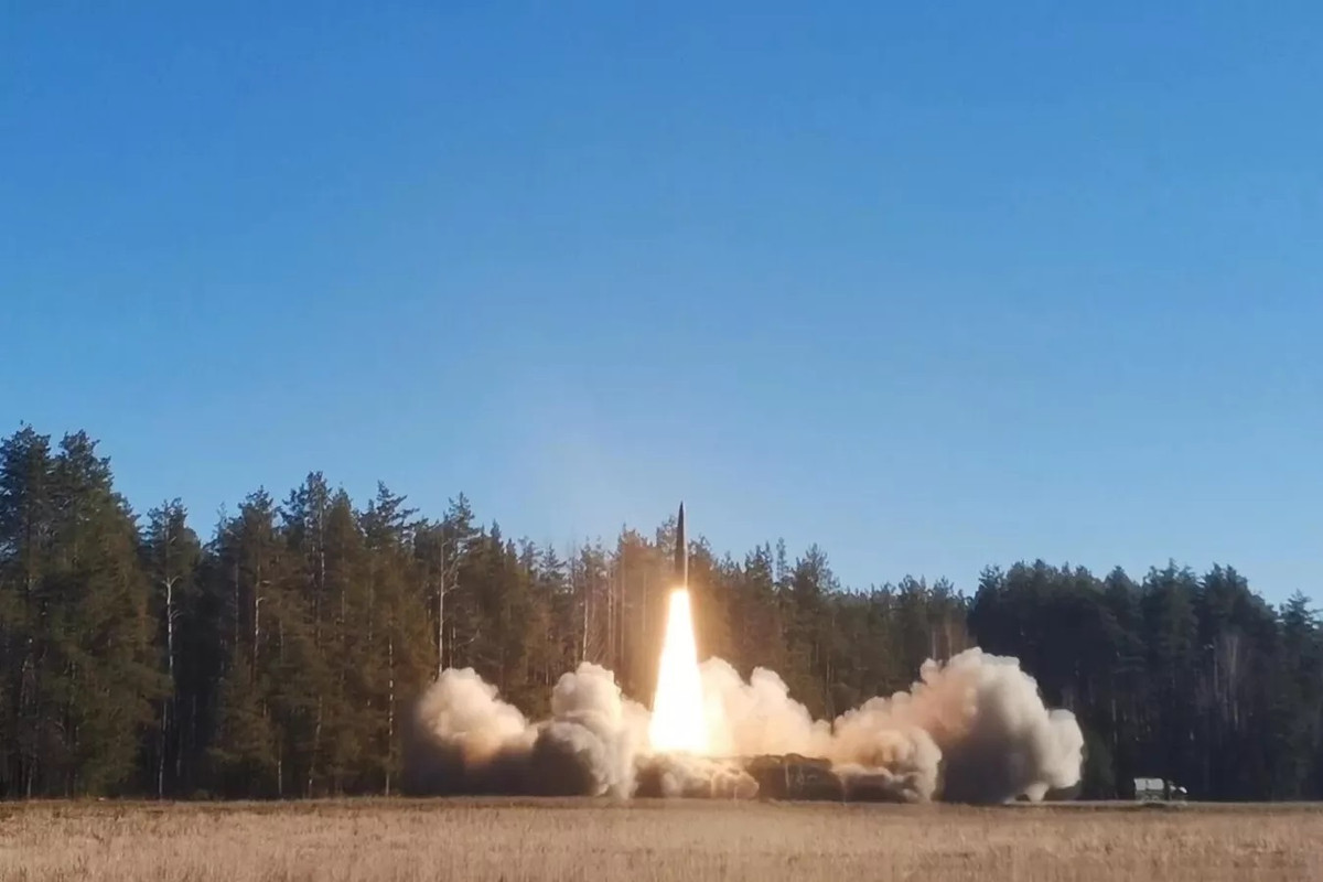 Sự khôn ngoan của chiến lược "phô diễn bạo lực hạn chế" này, nằm ở chỗ nó không chỉ giúp RFAF kiểm soát được mức độ xung đột, mà còn làm suy yếu đáng kể khả năng hiện đại hóa và chuyển đổi của AFU. 