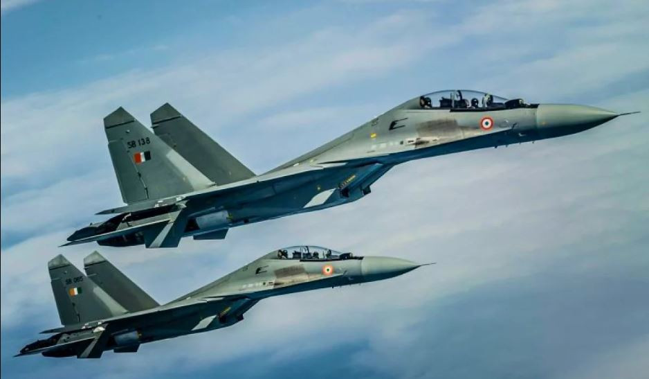 Từ những thiệt hại của chiến đấu cơ dòng Su của Không quân Nga tại chiến trường Ukraine, Ấn Độ cần nhanh chóng nâng cấp những chiến đấu cơ dòng Su của họ; vì trong một cuộc xung đột có thể xảy ra trong tương lai, Ấn Độ sẽ phụ thuộc rất nhiều vào Su-30 và Rafale để thực hiện các cuộc tấn công hoặc chiếm ưu thế trên không. Su-30MKI sẽ vẫn là xương sống của Không quân Ấn Độ (IAF) trong nhiều thập kỷ.