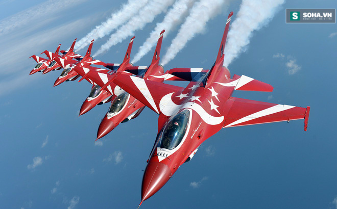 Hiện tại, F-16 được sử dụng rộng rãi ở khu vực châu Á - Thái Bình Dương (Hàn Quốc, Đài Loan, Singapore, Indonesia) và chuỗi cung ứng toàn cầu hỗ trợ chiếc máy bày này đồng nghĩa với việc các phi đội F-16 sẽ được duy trì trong nhiều thập kỷ.