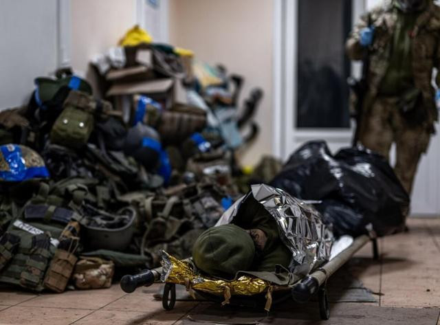 Tổn thất thực sự của Nga có thể cao hơn, vì các phương tiện truyền thông ước tính phân tích chỉ bao gồm 45% đến 65% số người chết thực tế. Theo ước tính của các nhà báo, tổn thất thực tế có thể dao động từ 138.500 đến 200.000 người thiệt mạng.