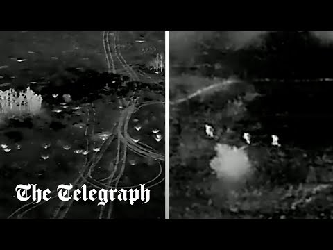 Khi bom con va chạm với mặt đất hoặc mục tiêu, ngòi nổ kích nổ bom con. Trong bom con có chứa 304 viên bi thép với đường kính 5,5 mm, mang lại mật độ hủy diệt cực cao, đặc biệt là với mục tiêu sinh lực lộ. 