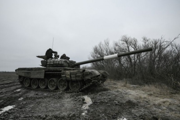 Sau khi tiến hành “dọn sạch” các lối tiếp cận vào thành phố Bakhmut, các đơn vị của Nga đã tiến đến vùng ngoại ô phía đông bắc của thành phố. Hiện tại, các trận chiến khốc liệt đang diễn ra ở đây, có thể đây là bước đột phá trong việc vượt qua tuyến phòng ngự bảo vệ thành phố của quân Nga, sau đó là tiến vào khu vực trung tâm của thành phố.