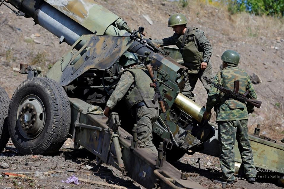 Một số lượng lớn UAV giá rẻ, một số lượng lớn bom dẫn đường chính xác cải tiền từ bom thường và các loại đạn pháo với số lượng lớn, mới là chìa khóa cuối cùng chọc thủng tuyến phòng thủ tâm lý của kẻ thù. Xung đột Nga-Ukraine cũng cho chúng ta thấy rằng, mỗi loại vũ khí đều có ưu điểm riêng và không quá nên cuồng vọng vào tên lửa mà bỏ qua vũ khí giá rẻ.