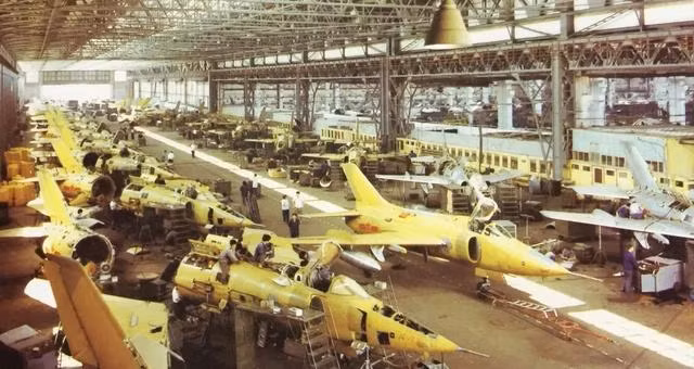 Tai sao Trung Quoc khong phat trien them may bay cuong kich?-Hinh-4