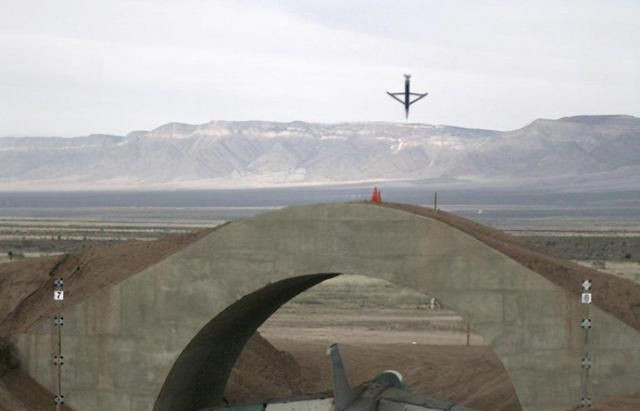 Theo Chương trình ngân sách phân bổ năm 2022, Không quân Mỹ đã nghiên cứu bom GBU-72 này ít nhất là từ năm 2017, và có kế hoạch bắt đầu mua nó vào năm tới. Các tài liệu đấu thầu của Không quân Mỹ xác nhận rằng, họ có thể mua tới 2.000 quả bom như vậy.