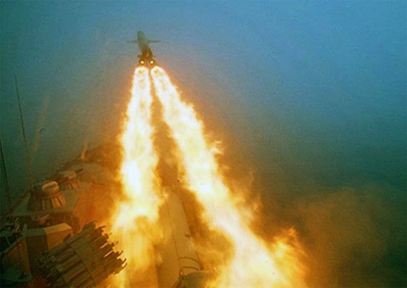 Theo chuyên gia quân sự người Mỹ Williams, việc triển khai tên lửa chống hạm như vậy, là biểu hiện của “cách tiếp cận ngắn hạn” được Nga áp dụng. Ông lập luận rằng, chiến lược này làm tổn hại đến khả năng của Nga trong việc chống lại các mối đe dọa tiềm ẩn khác trong tương lai. 