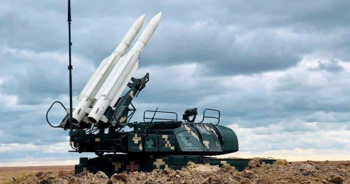 Với việc kho dự trữ tên lửa phòng không của Ukraine đang cạn kiệt, có nghĩa là Ukraine có một số lựa chọn khó khăn phía trước. Trước các cuộc tấn công bằng tên lửa và UAV tự sát tầm xa của Nga nhằm vào các mục tiêu sâu trong lãnh thổ, Ukraine cần phải quyết định khu vực nào sẽ được phòng không bao phủ.