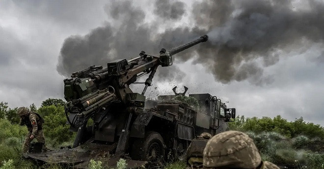 Đồng thời, Tổng thống Ukraine kêu gọi cộng đồng quốc tế chú ý đến những thất bại mà Ukraine phải gánh chịu, cũng như những động thái tăng cường quân sự của Nga. Tổng thống Ukraine cũng đang tìm kiếm sự hỗ trợ tăng cường hơn nữa từ cộng đồng quốc tế dành cho Ukraine.