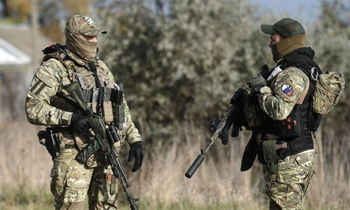 Những thay đổi về mặt chiến thuật trong cuộc xung đột Nga-Ukraine phản ánh tính linh hoạt và đổi mới trên chiến trường. Quân đội Nga đã chứng tỏ khả năng tấn công linh hoạt của mình thông qua các chiến thuật như tấn công bằng xe máy, bất chấp hỏa lực pháo binh và các đội cảm tử ném bom boongke.