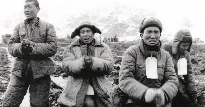 Sau hai năm đàm phán, Mỹ đã tìm được cách của mình. Khoảng 7.000 tù nhân quyết định trở về Trung Quốc, trong khi số còn lại quyết định về Đài Loan. Khoảng hai phần ba số người đến là những người lính Quốc Dân Đảng bị bỏ lại ở Trung Quốc sau cuộc nội chiến.