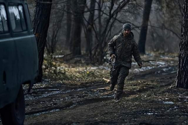 Khi quân Ukraine đang trong quá trình rút lui, lúc này quân Wagner mới dùng hỏa lực tấn công, tiếp sau đó các mũi đột kích nhanh chóng tấn công để liên tục chiếm giữ các vị trí. Các mục tiêu tấn công của quân vũ khí thường là những điểm trọng yếu hoặc điểm yếu của quân đội Ukraine. 