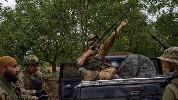 Tình báo Mỹ lo ngại rằng, Wagner sẽ mua thêm vũ khí trong tương lai. Tuy nhiên công ty Wagner phủ nhận cáo mọi buộc của Mỹ, trong đó có cả các cáo buộc về việc lực lượng này đang âm thầm mua vũ khí nước ngoài để sử dụng tại Ukraine.