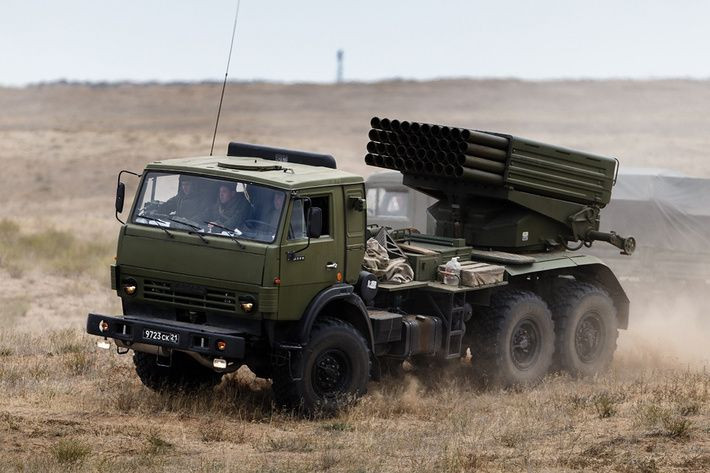 Đồng thời, thông tin được OSCE công khai, có thể dẫn đến những cáo buộc mới từ phương Tây chống lại Nga và tạo cớ cho việc cung cấp vũ khí mới cho Quân đội Ukraine; điều này có lẽ sẽ chỉ làm gia tăng căng thẳng trong khu vực, khi quân đội Ukraine đã chuẩn bị sẵn sàng cho chiến dịch tiến công vào lãnh thổ DPR và LPR. 