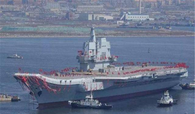 Tham vọng sở hữu lực lượng hải quân hùng mạnh, tầm cỡ thế giới luôn chảy trong các thế hệ lãnh đạo Trung Quốc và họ đã đạt được điều này nhờ vào những “món quà từ trên trời rơi xuống”; đó chính là con tàu sân bay Varyag của Ukraine.
